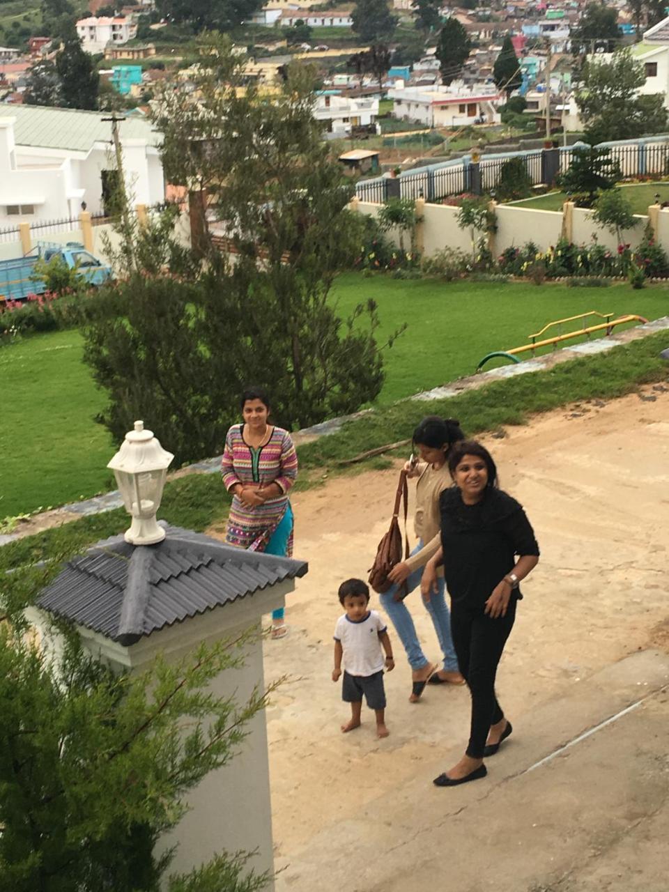 Aanvis inn Ooty Buitenkant foto